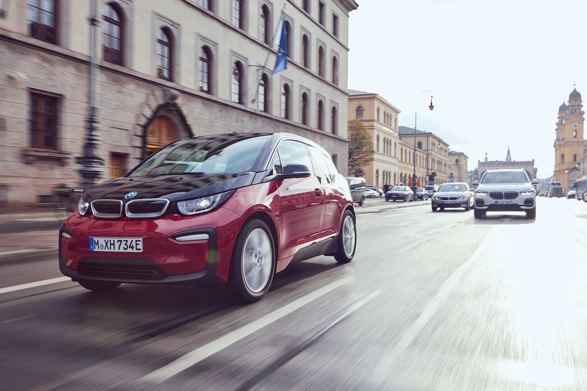 Cover Image for BMW i3, Renault Zoe und Co.: Wie gefragt sind die „E-Oldies“ noch?