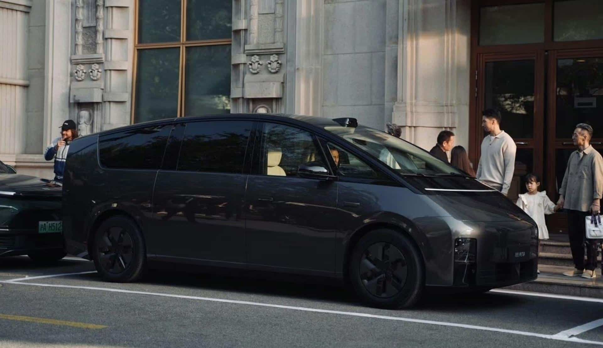 Li Auto zeigt E-Auto mit 552 kW Peak-Ladeleistung