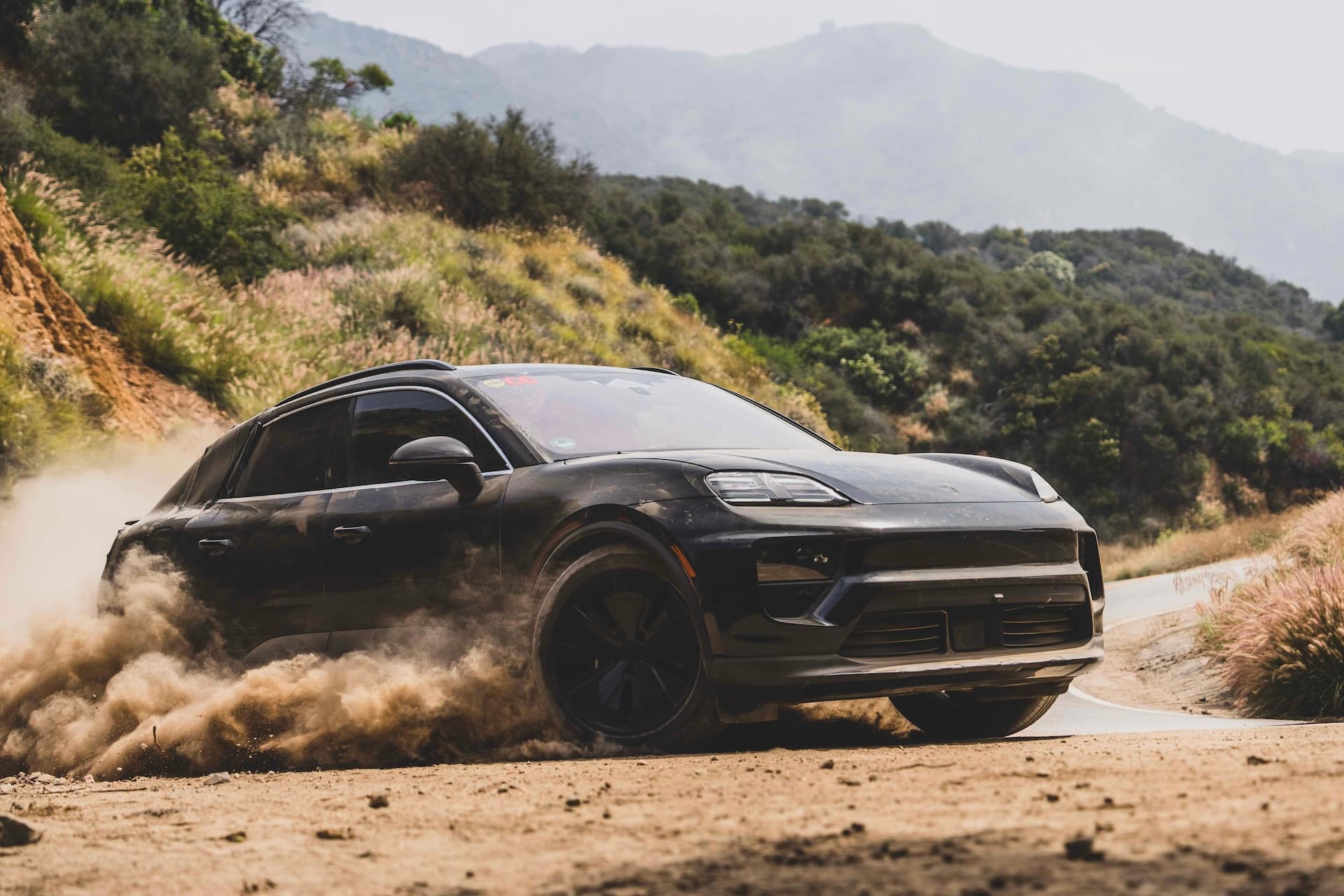 Cover Image for Wie Porsche den E-Macan zur Serienreife trimmt