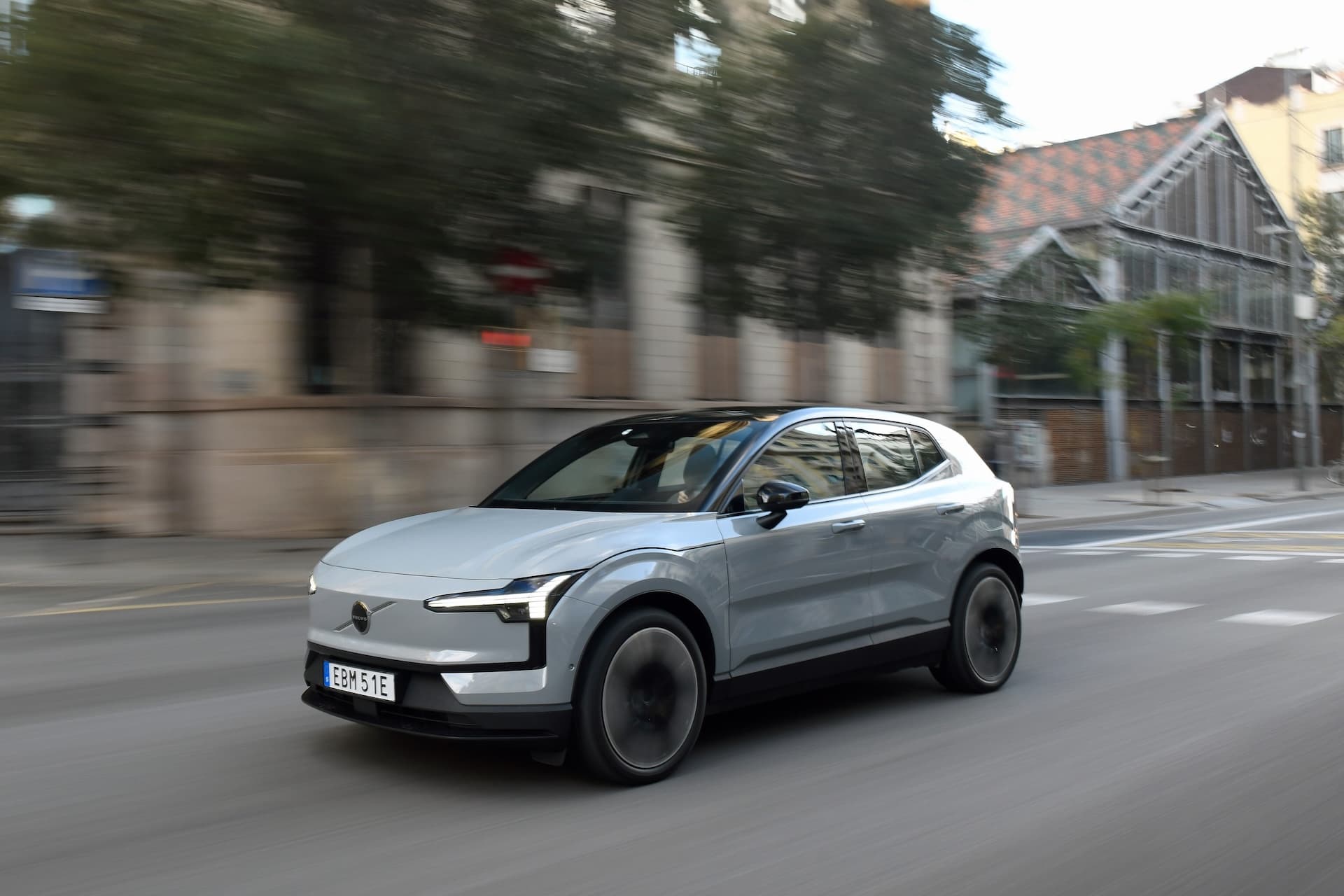 Cover Image for Volvo verdoppelt E-Auto-Absatz in Europa im ersten Halbjahr