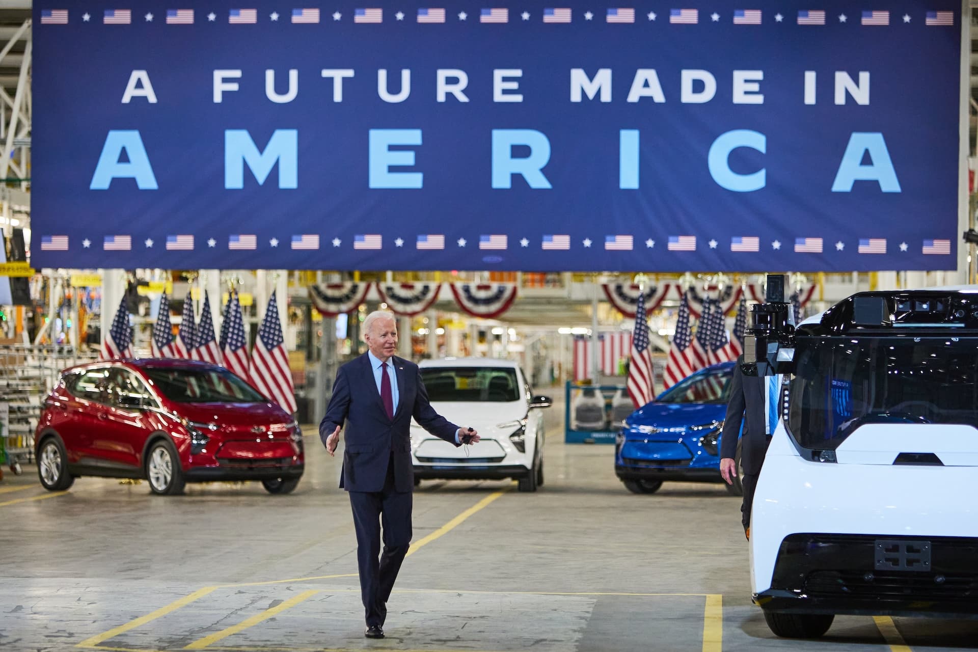 Cover Image for USA: Biden-Regierung möchte Elektroauto-Umstellung verlangsamen