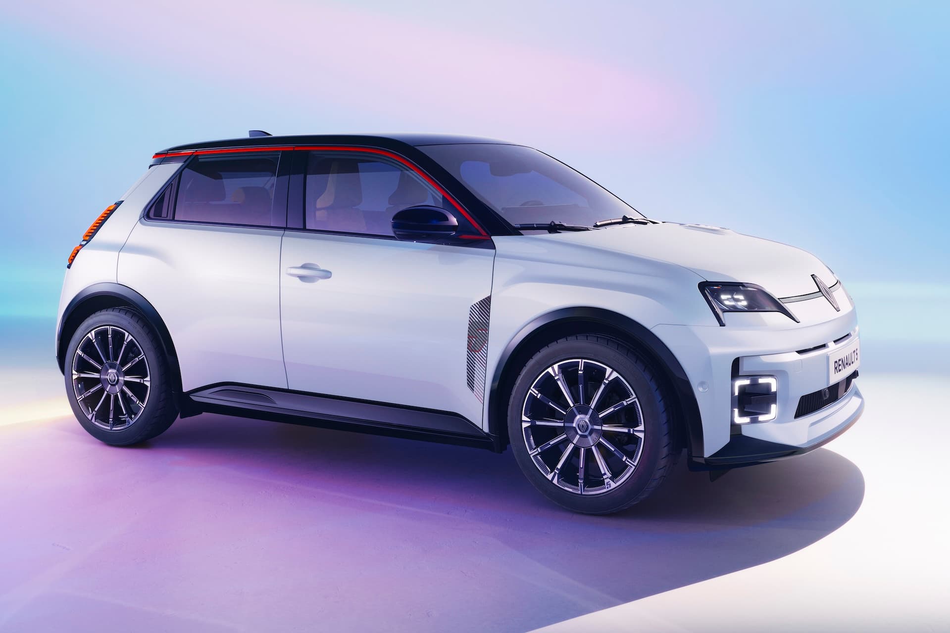 Cover Image for Kleine Benziner werden teurer, kleine E-Autos günstiger
