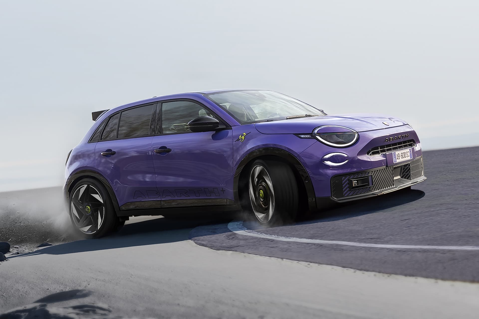 Cover Image for Streng limitiert: Fiat enthüllt den neuen Abarth 600e Scorpionissima