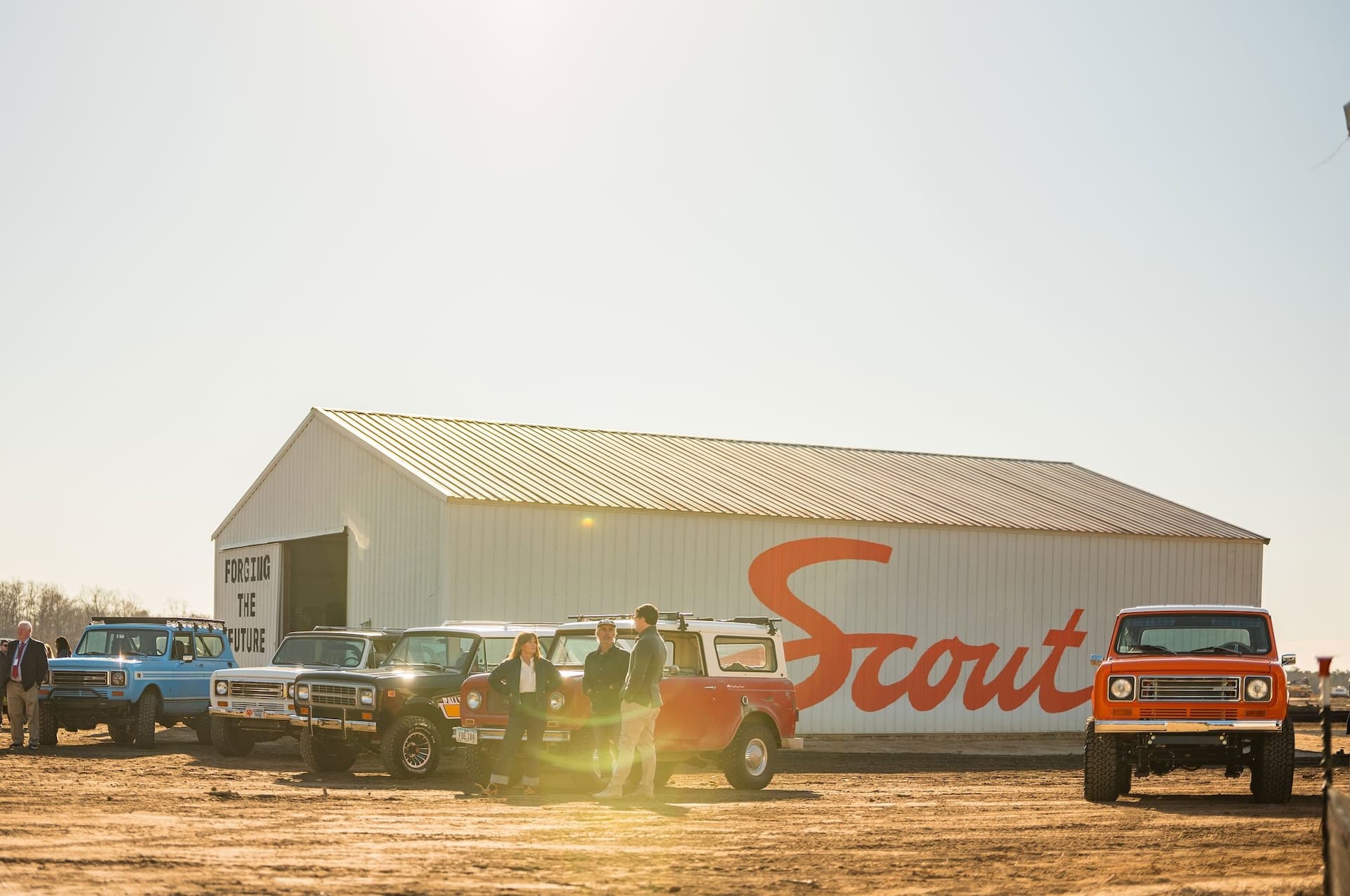 Cover Image for Scout Motors legt Grundstein für Werk in South Carolina