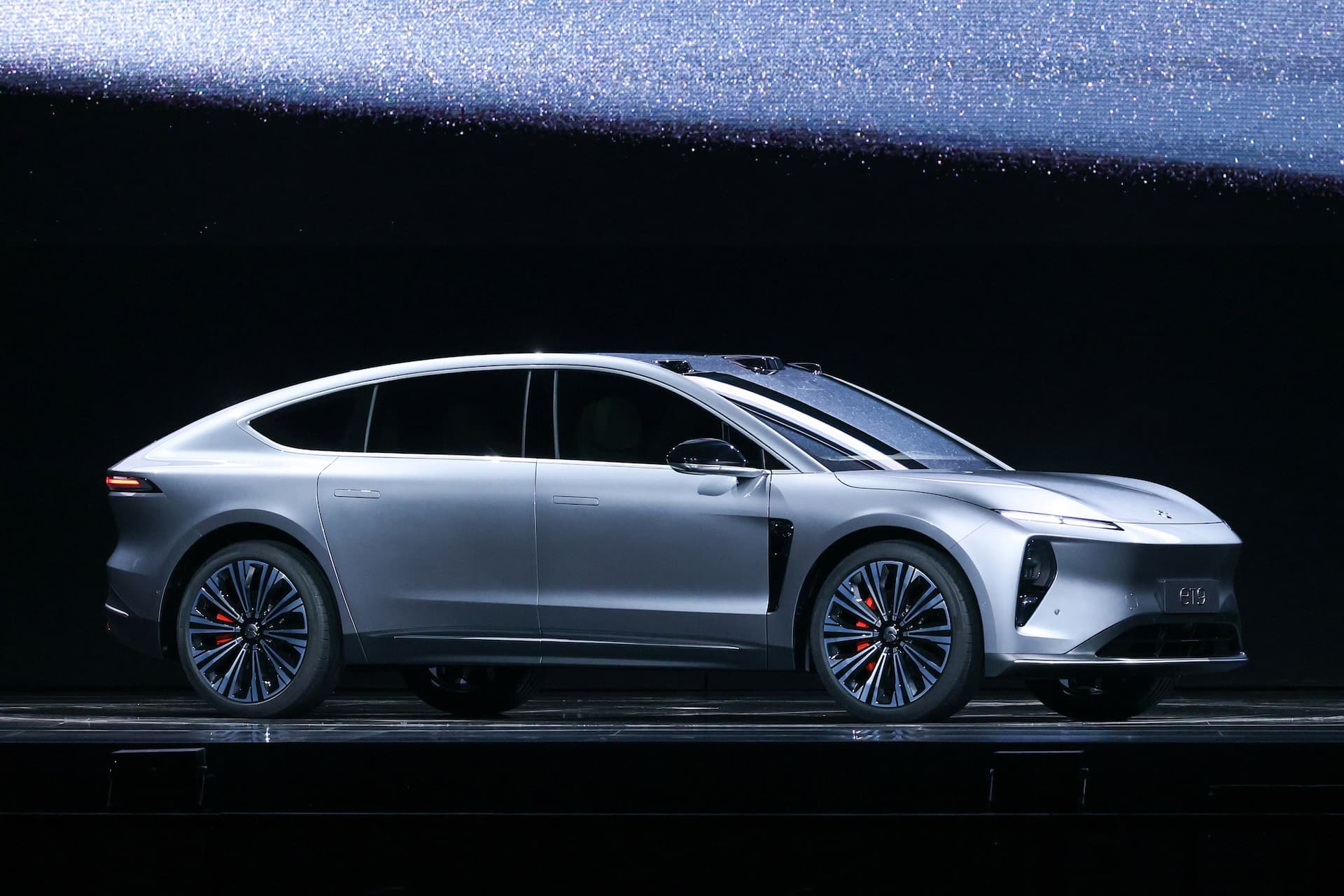 Cover Image for Nio startet Serienproduktion des ersten 900-Volt-Systems