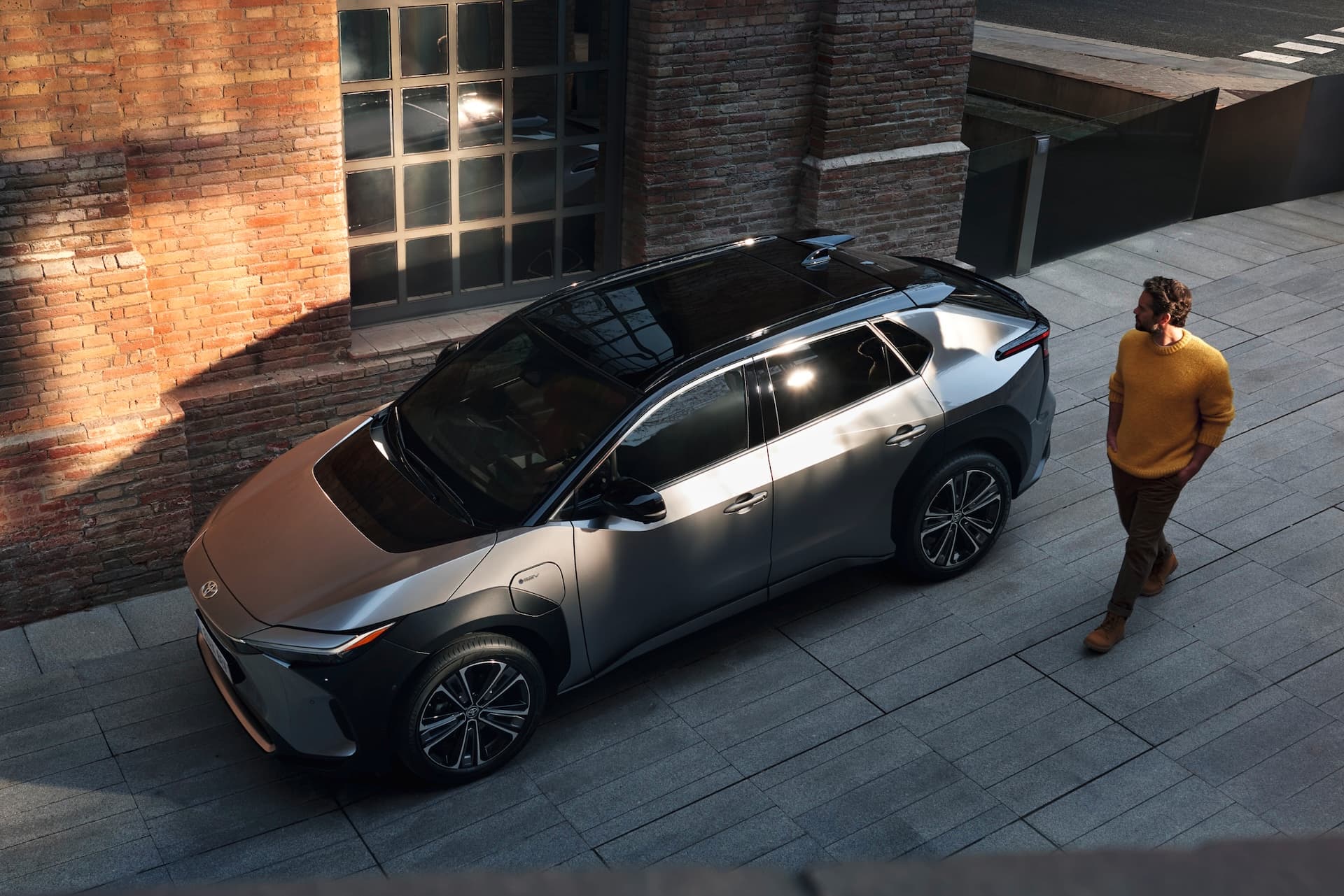 Cover Image for Toyota frischt den bZ4X auf – und macht ihn deutlich günstiger