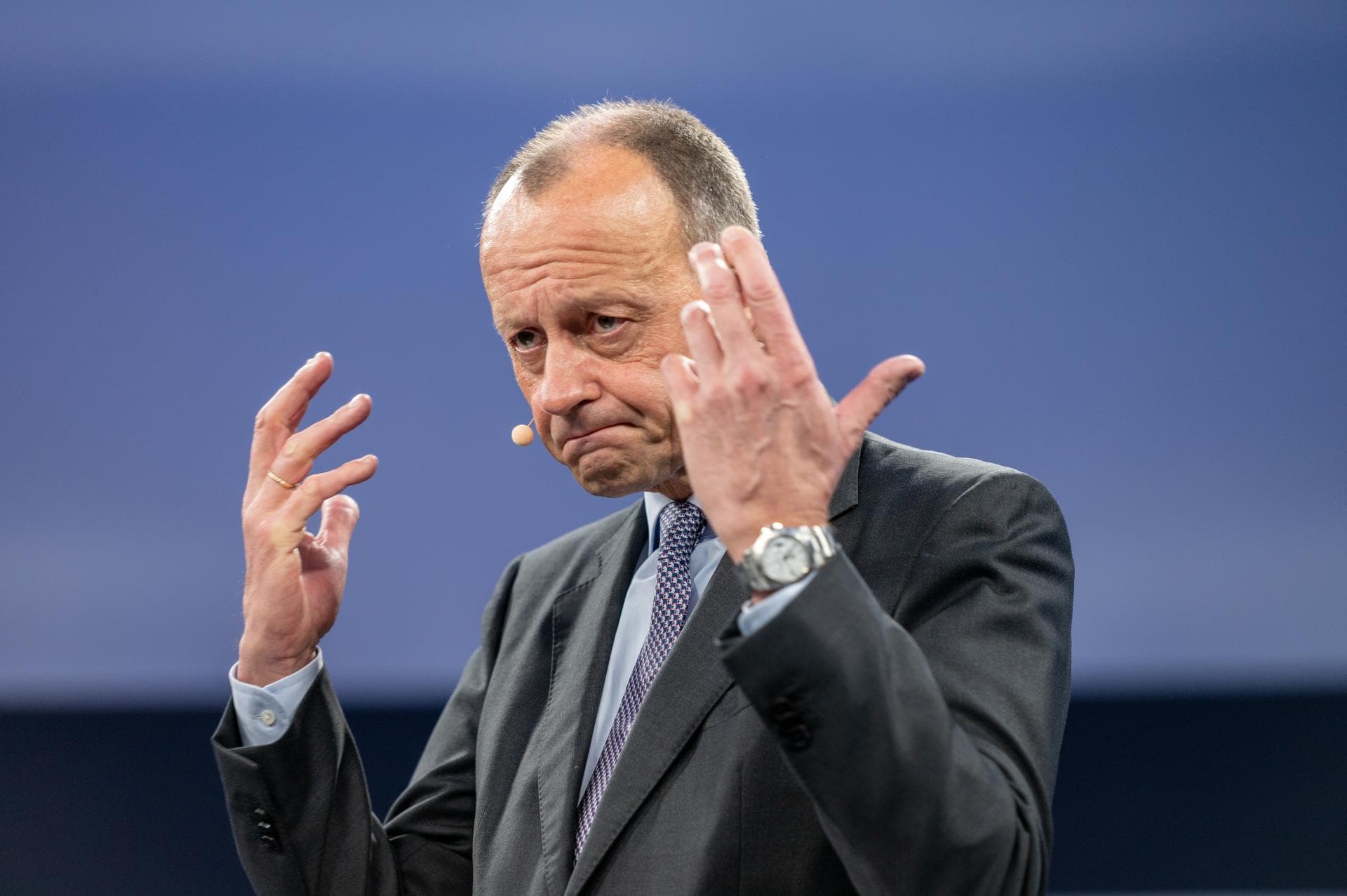 Cover Image for Friedrich Merz will das Verbrenner-Aus ab 2035 kippen