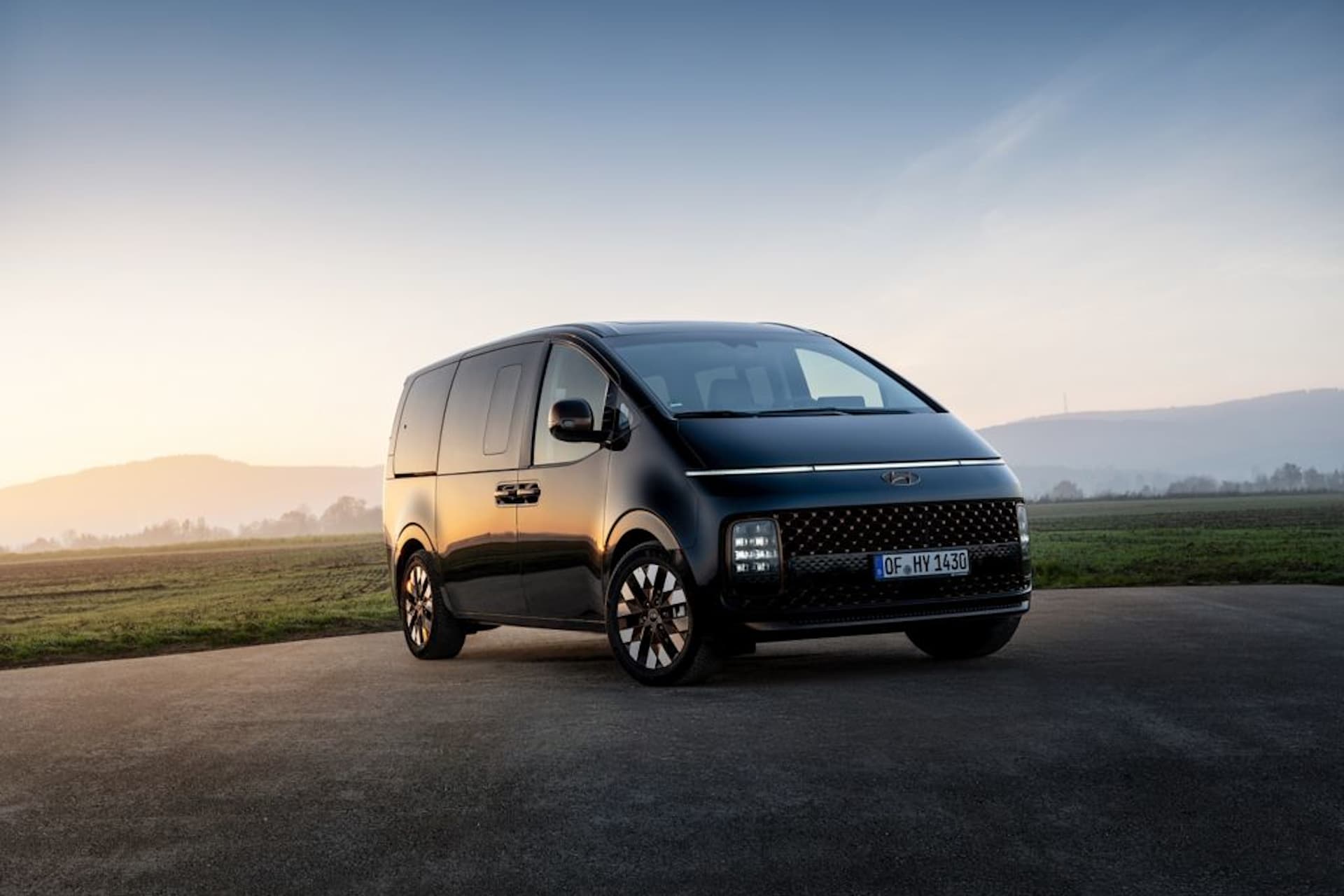 Cover Image for Das „Raumschiff“ Hyundai Staria kommt in einer Elektro-Version