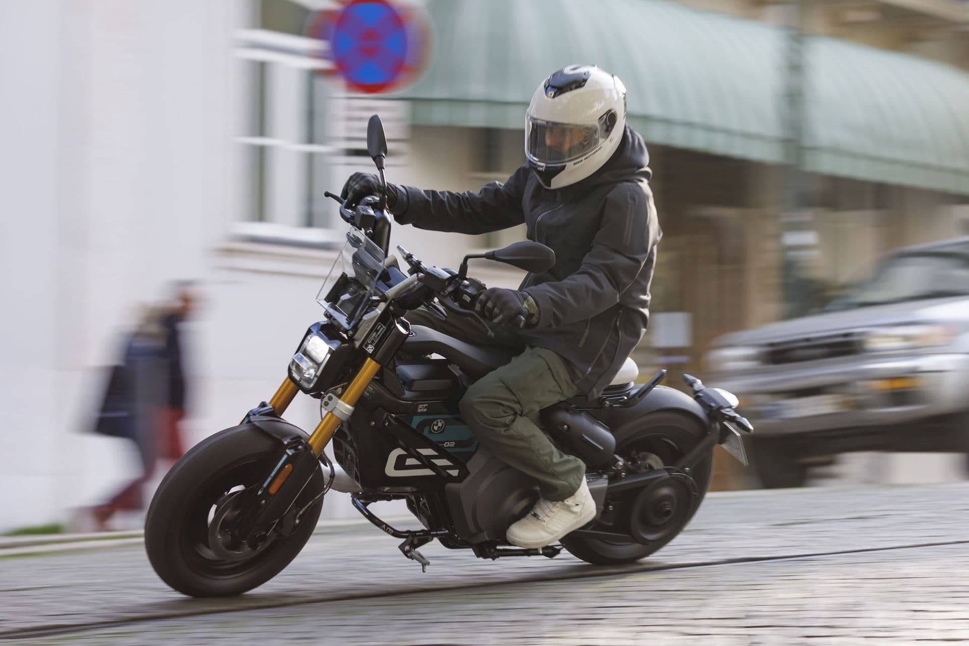 Cover Image for BMW CE 02: Agiler Stadtflitzer ohne Stauraum
