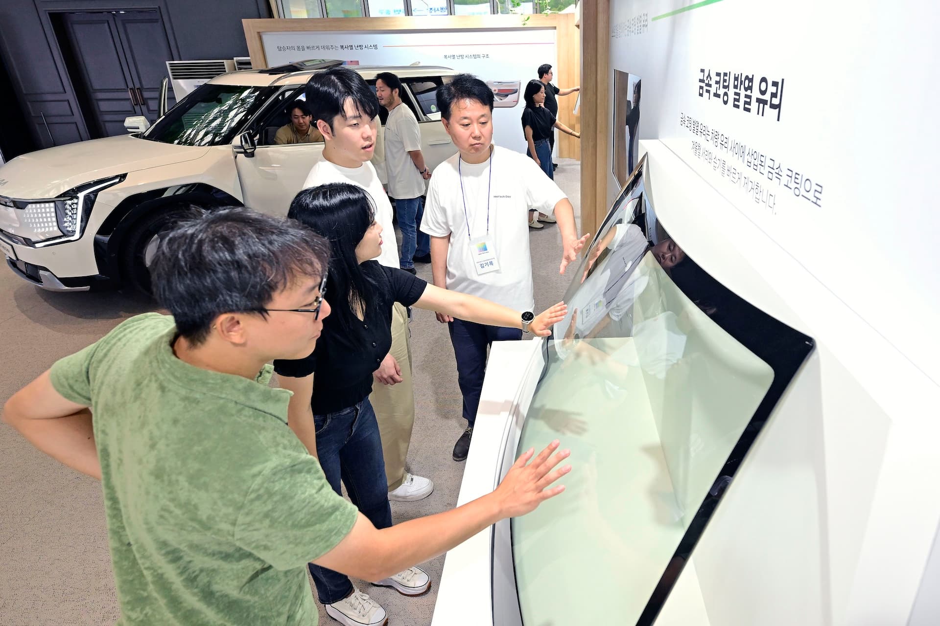 Cover Image for Kia und Hyundai zeigen Innovationen für mehr Energieeffizienz in E-Autos