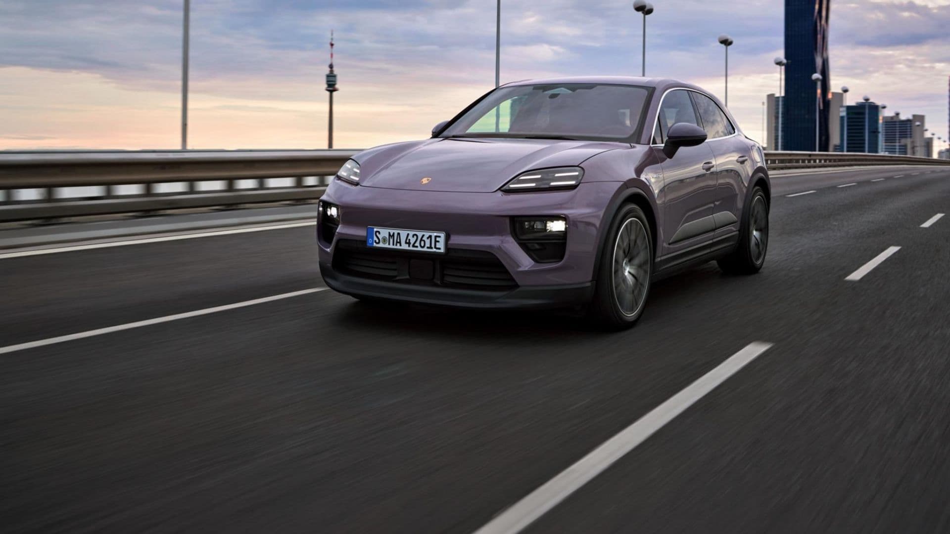 Cover Image for Porsche erweitert Mietangebot um den vollelektrischen Macan