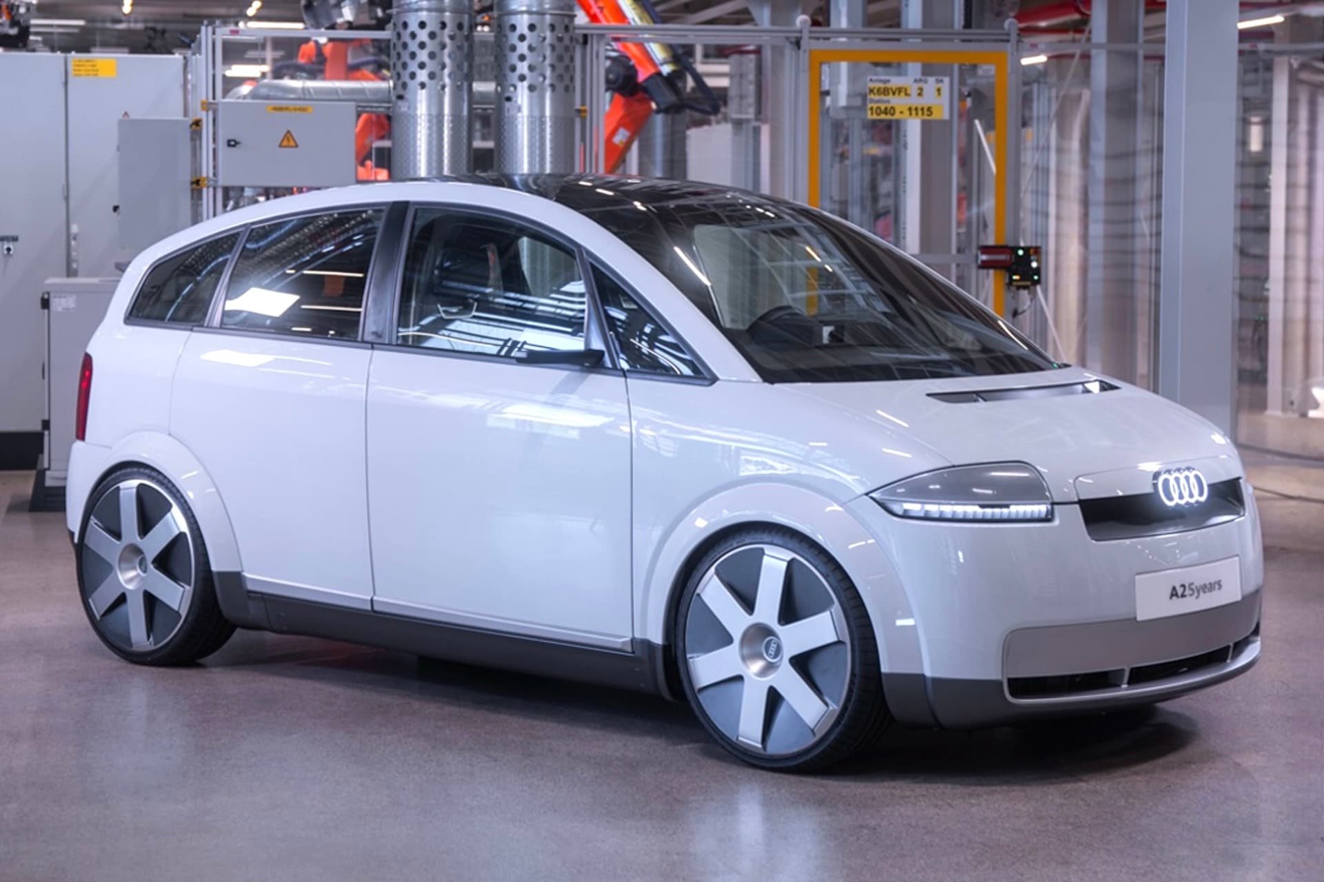 Cover Image for Audi A2: Zum 25. Geburtstag gibt es eine Elektro-Version