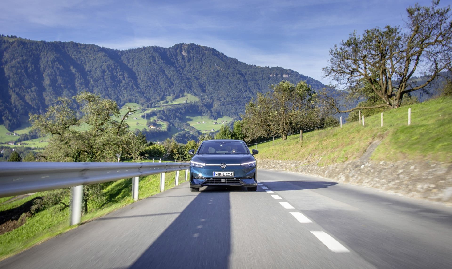 Cover Image for VW ID.7 Pro S fährt 794 Kilometer mit einer Ladung