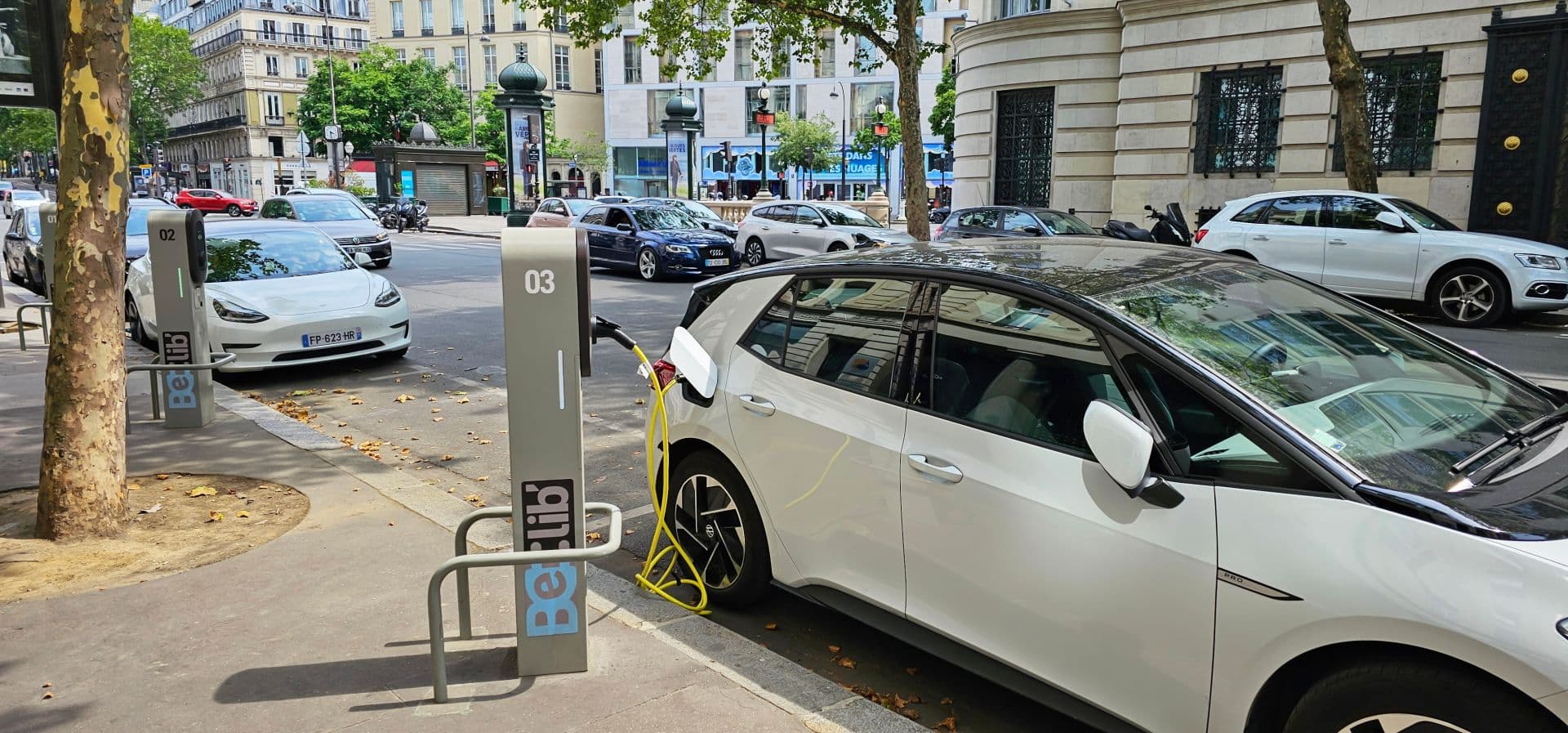 Cover Image for Frankreich regt EU-Kaufprämie für E-Autos an