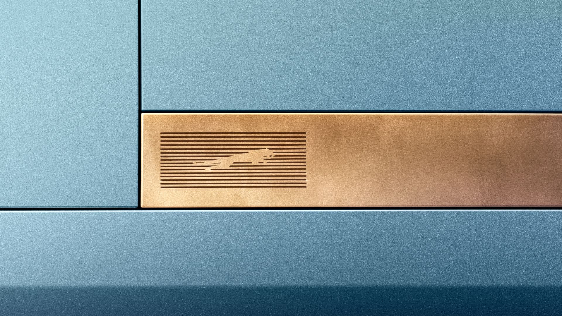 Cover Image for Jaguar setzt radikalen Elektro-Kurs unverändert fort