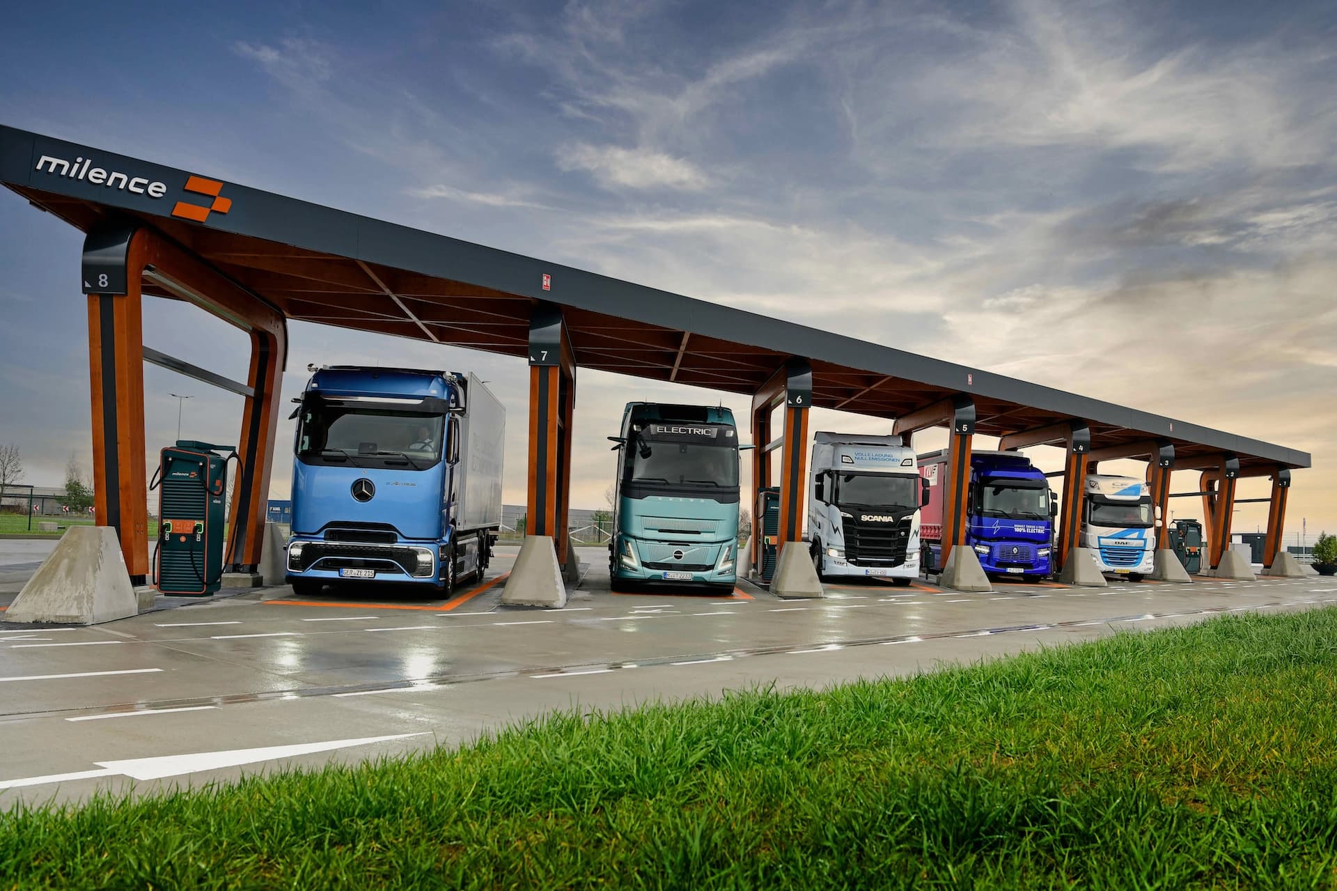 Cover Image for „Ein bisschen Geduld braucht es“: Chalmers-Experte sieht keine technischen Hürden mehr für E-Lkw