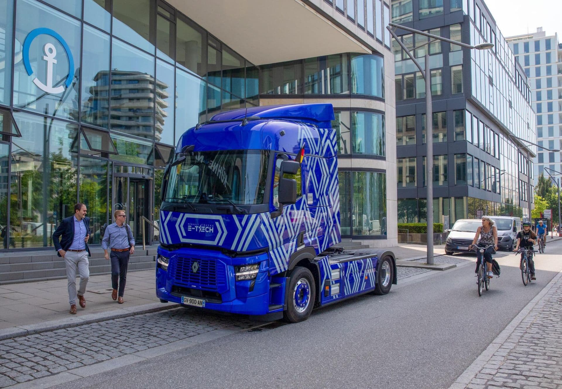 Cover Image for Renault Trucks E-Tech T: Elektro-Lkw fahren macht Laune