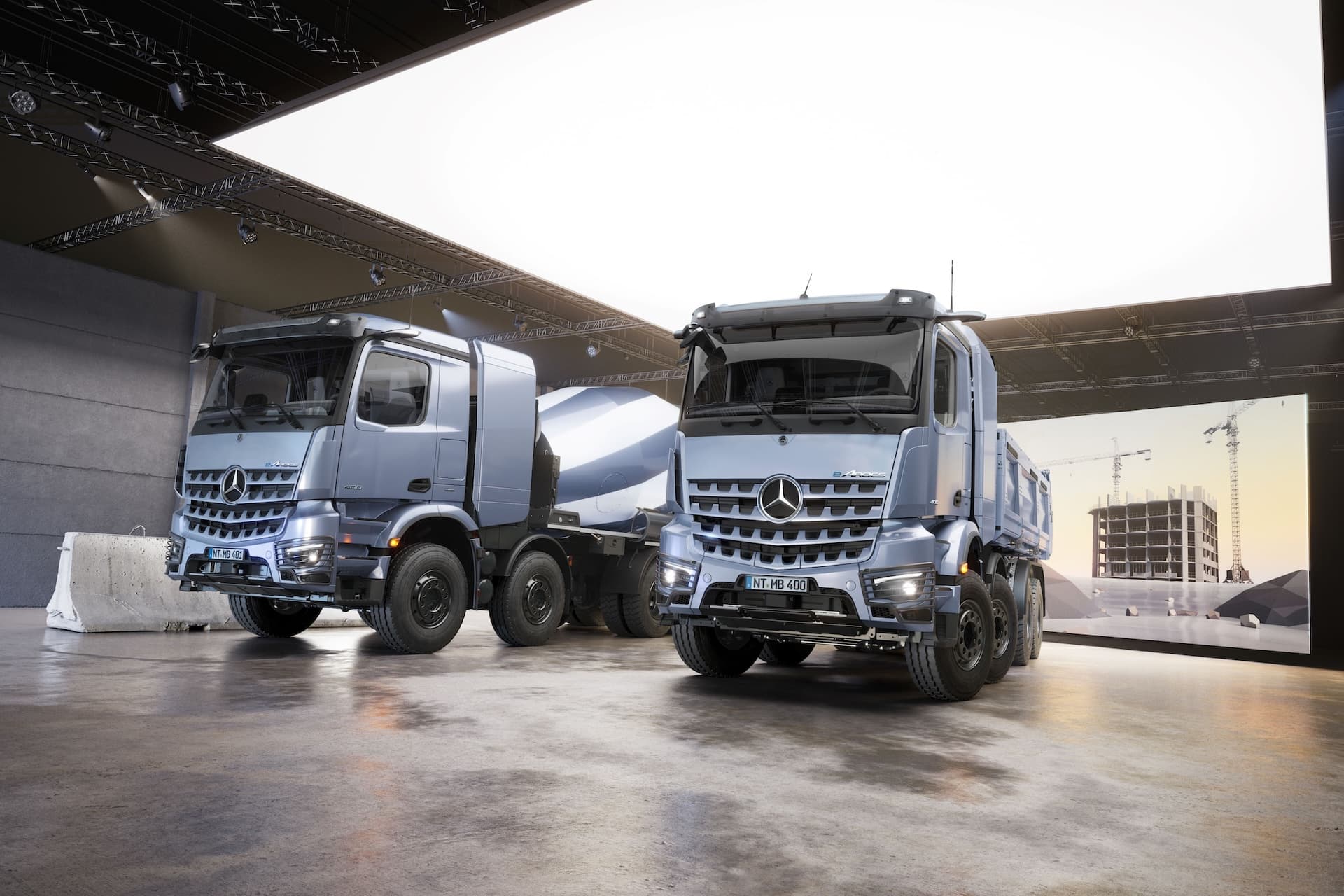Cover Image for Bauma: Mercedes zeigt E-Lkw eArocs 400
