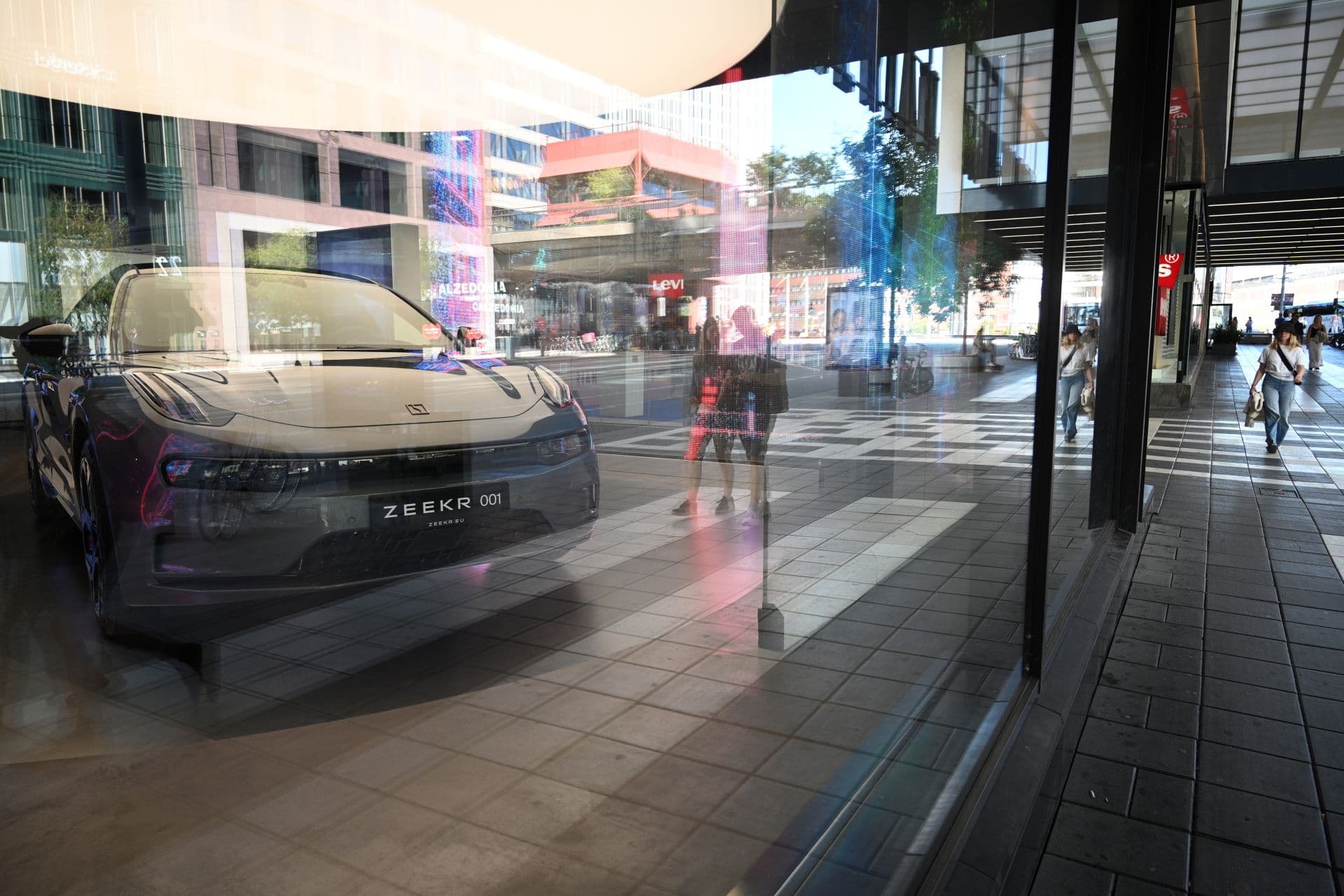 Cover Image for Studie zeigt: Offenheit gegenüber chinesischen E-Autos in Europa wächst