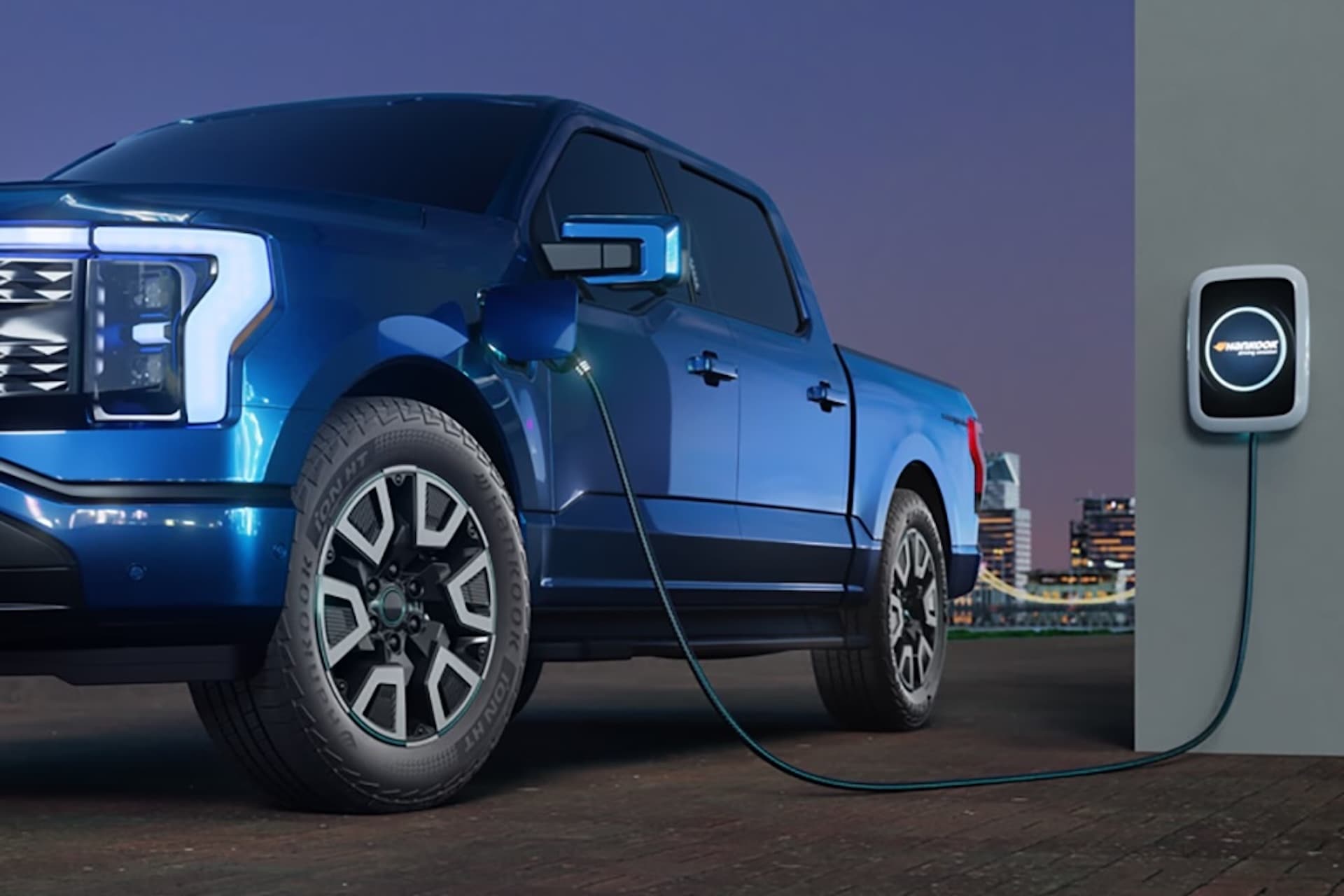 Cover Image for Hankook Tire bringt Elektroauto-Reifen iON HT auf den Markt