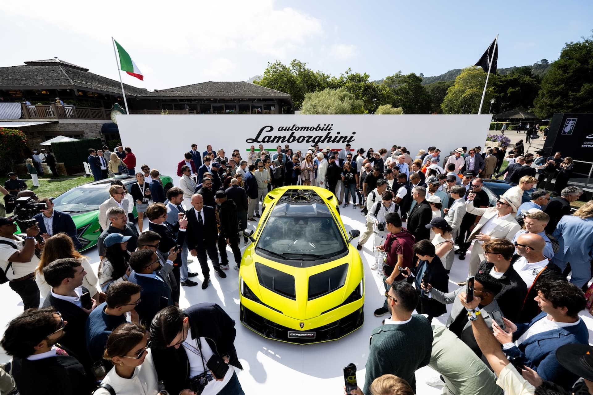 Cover Image for Fenomeno: Der stärkste Lamborghini ist ein Plug-in-Hybrid