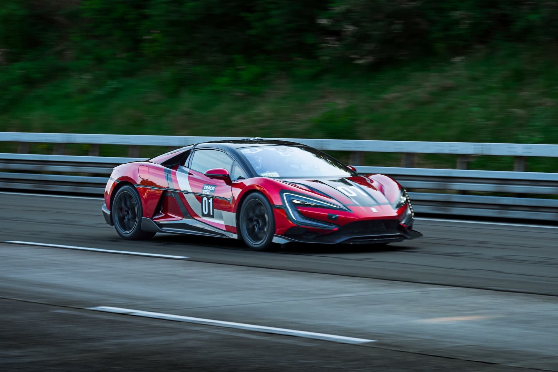 Cover Image for 472 km/h: Luxusmarke von BYD erreicht Geschwindigkeitsrekord