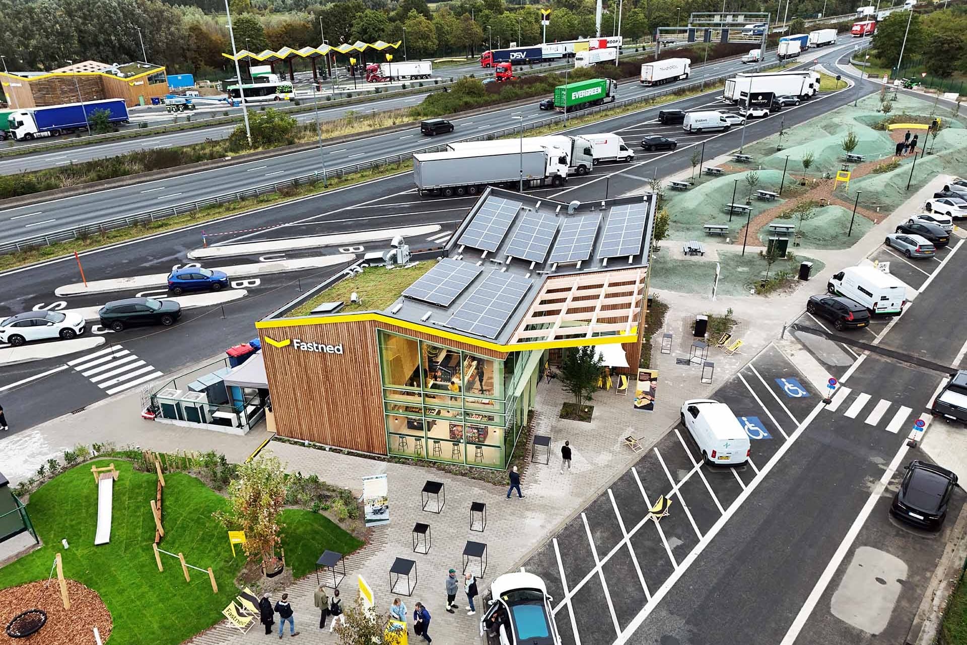 Cover Image for Fastned eröffnet Flaggschiff-Ladepark Gentbrugge