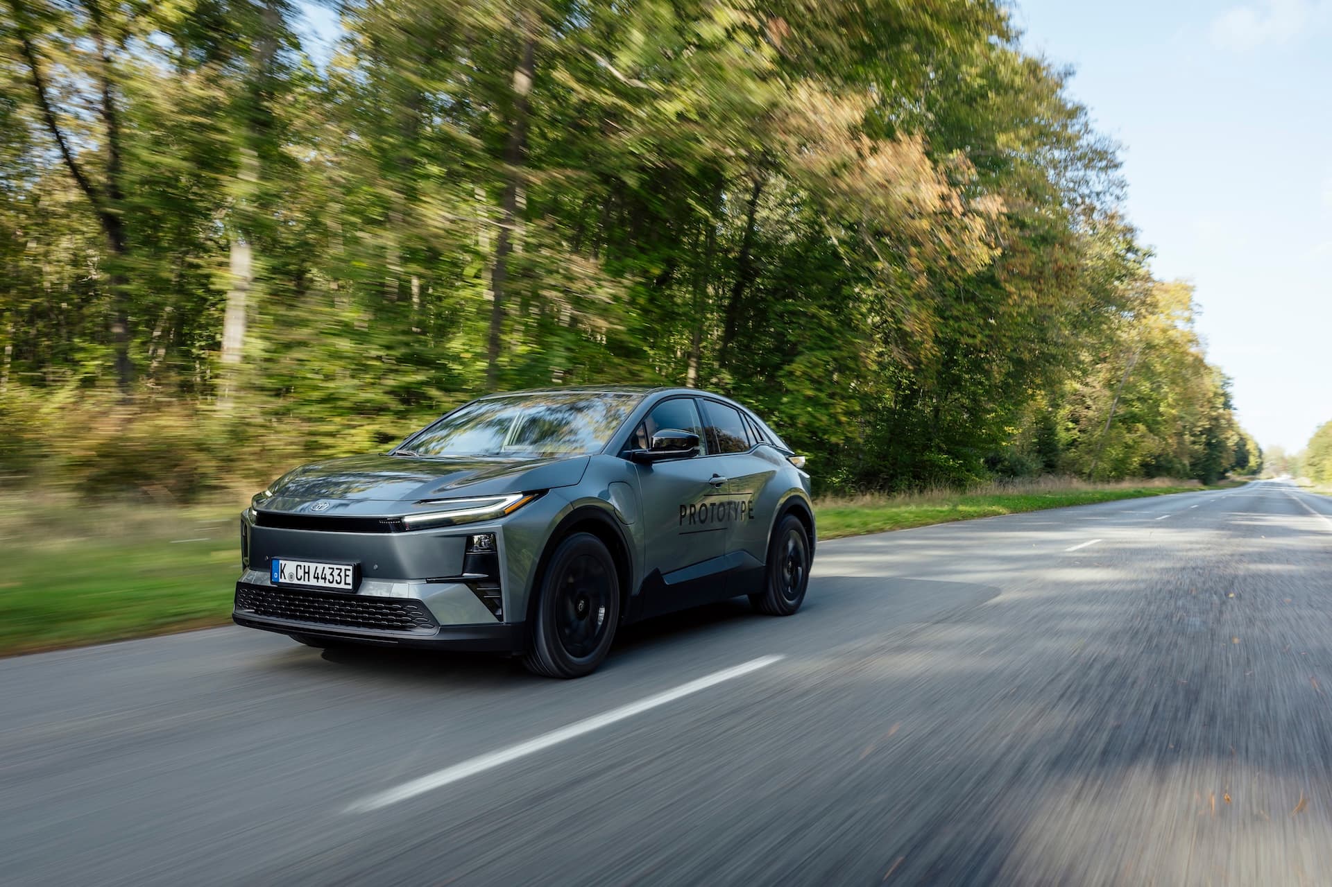Cover Image for Toyota C-HR+: Alle Daten und Fakten zum neuen E-Crossover