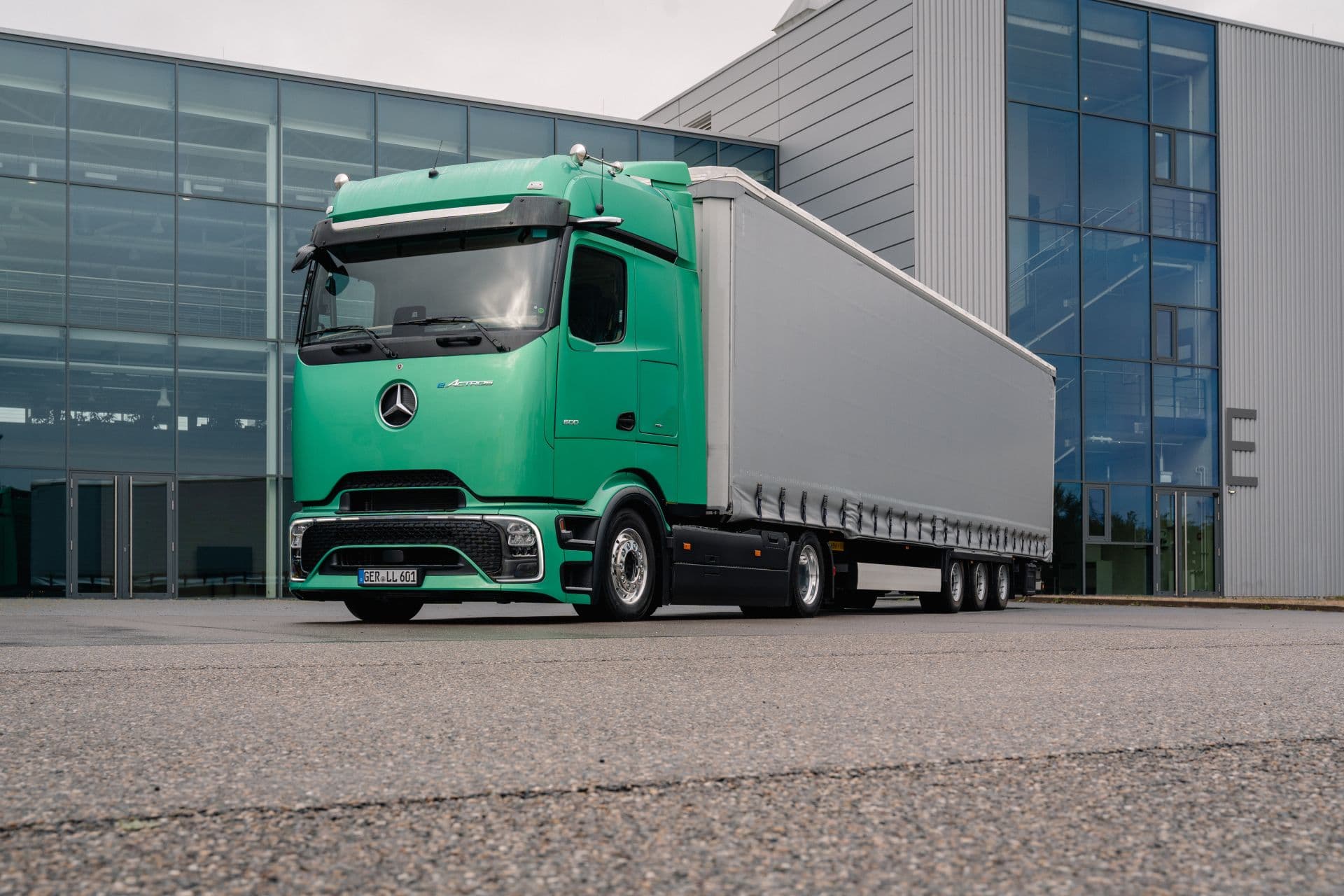 Mercedes eActros Lowliner: E-Lkw für den Volumentransport