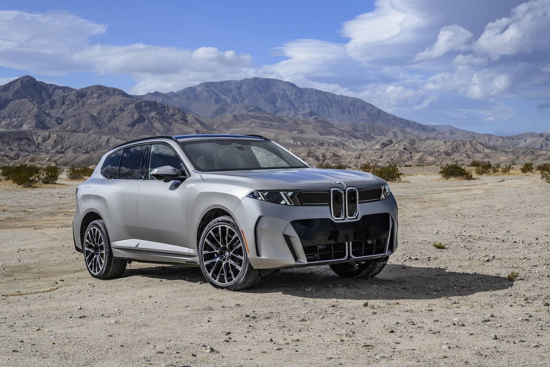BMW iX5: Erster Elektro-X5 nimmt Q7 und Cayenne ins Visier