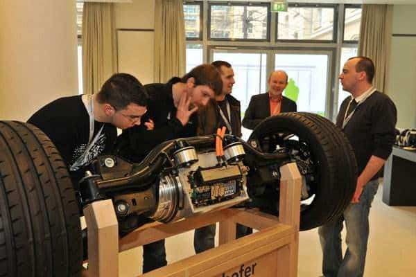 DRIVE-E-Akademie 2012: Akademischer Nachwuchs für die E-Mobilität