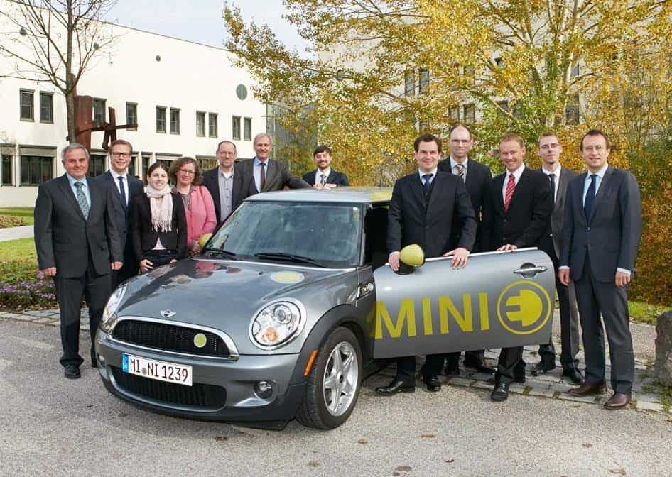 MINI E erfüllt Erwartungen bei Praxistests im Bayerischen Wald