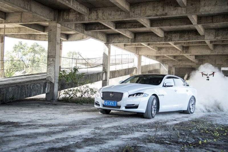 Jaguar bringt SUV und Limousine als Elektroauto auf den Markt