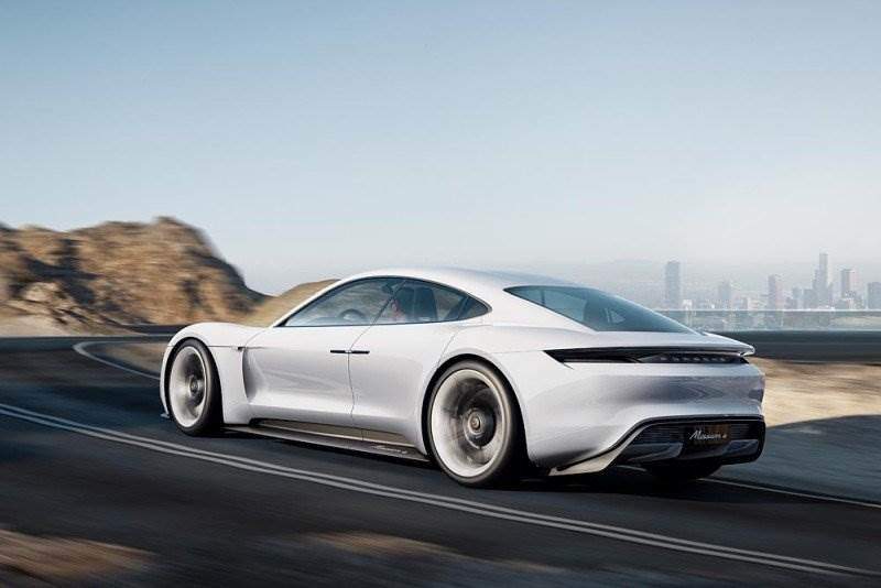 Porsche über Mission E: Strom tanken soll so teuer wie Benzin sein