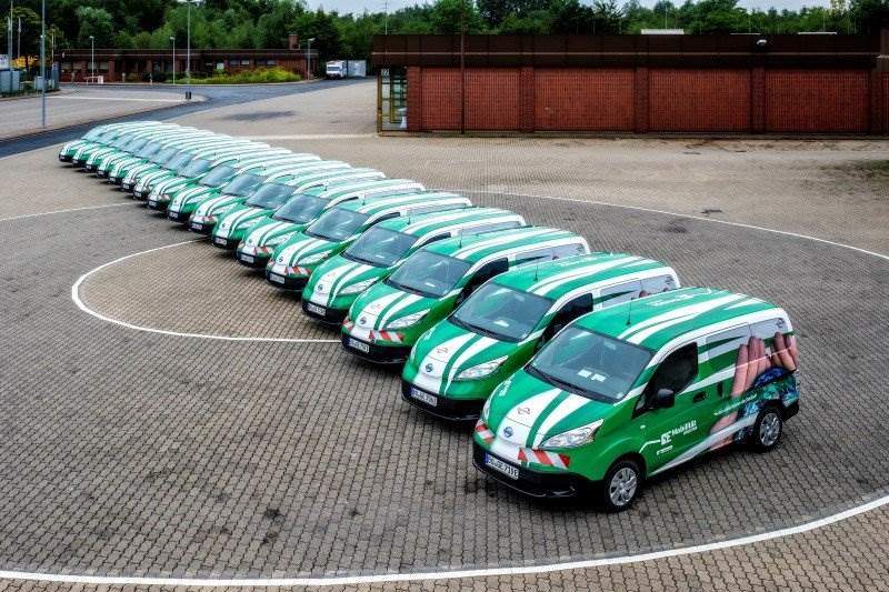 17 Nissan e-NV200 für Mobilitätsanbieter Bogestra
