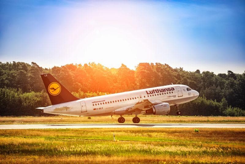 Miles & More: Tesla und Lufthansa machen gemeinsame Sache