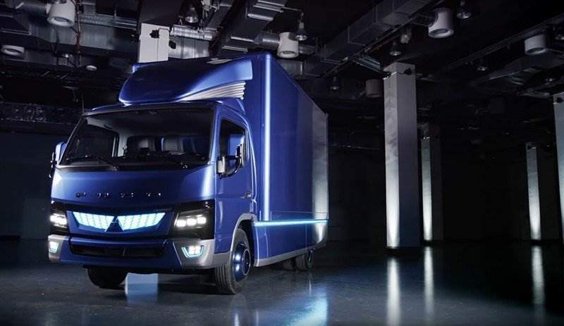 FUSO eCanter bereits in Kundenhand bei Seven-Eleven, UPS und Yamato Transport