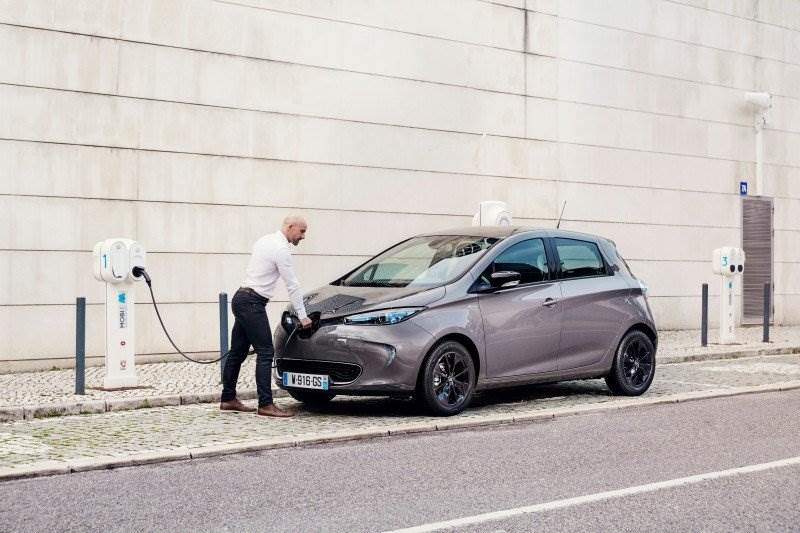 Renault „Z.E. Smart Charge“ App spart Geld beim Stromtanken