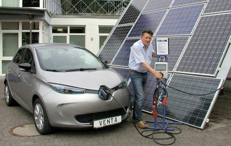 VentaSupply: „Power togo“ – mobile Ladestation VS 8200 für Elektrofahrzeuge