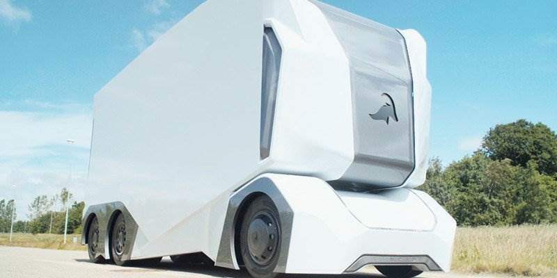 Autonomer Lkw für die Supermarkt-Belieferung bei Lidl Schweden im Test