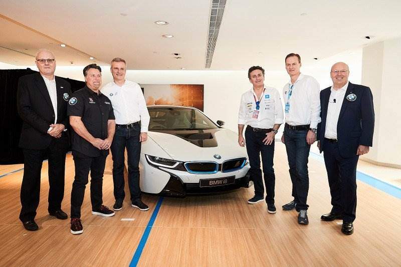 BMW i auch 2017/2018 Official Vehicle Partner der Formel E