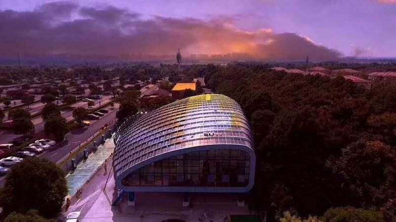 Shanghai eröffnet Solar-Ladecenter für Dutzende Elektroautos