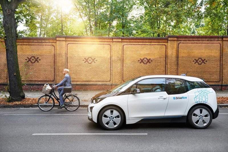 BMW Group sichert sich Sixt SE Anteile von DriveNow; Carsharing-Service wird hundertprozentige Tochter