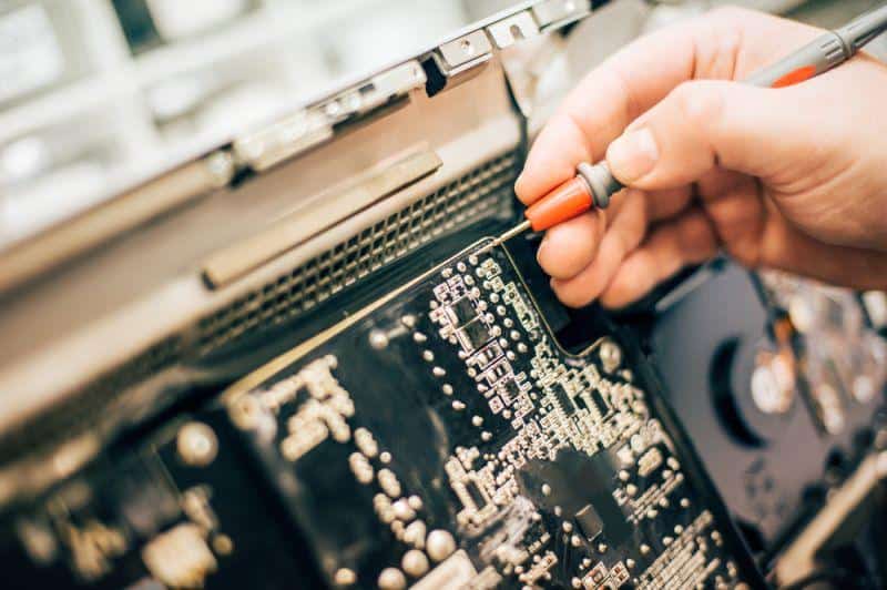 Mehr Platz im Elektroauto: Bessere Chips für kleinere Elektro-Bauteile