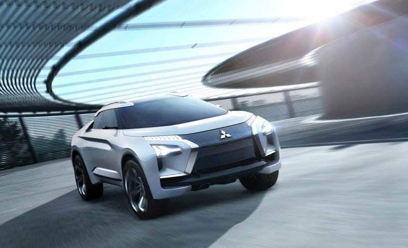 Cover Image for Outlander PHEV und SUV-Studie von Mitsubishi
