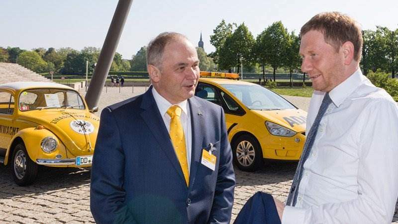 ADAC startet Mobilitätsoffensive für alternative Antriebe