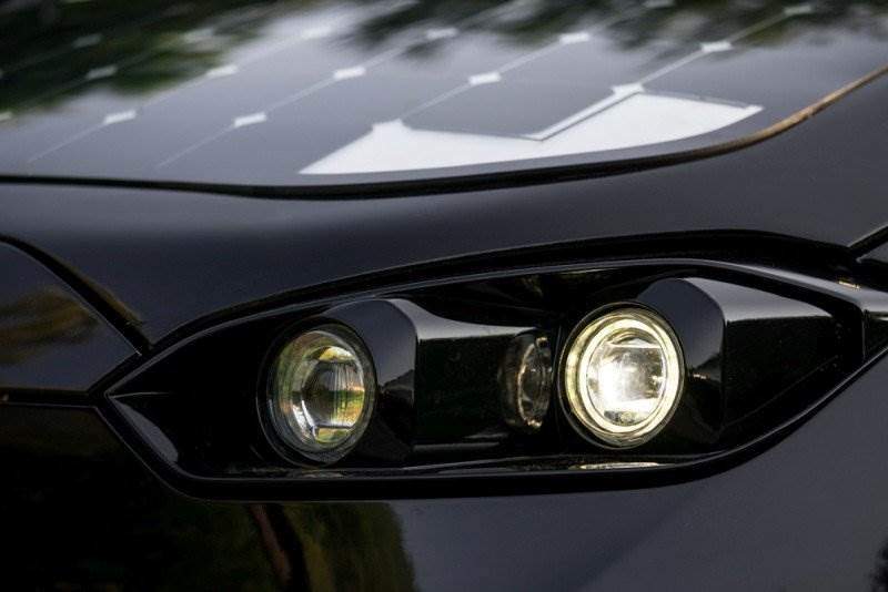 Cover Image for Sono Motors setzt beim Solarauto Sion auf neue LED-Scheinwerfer-Technologie
