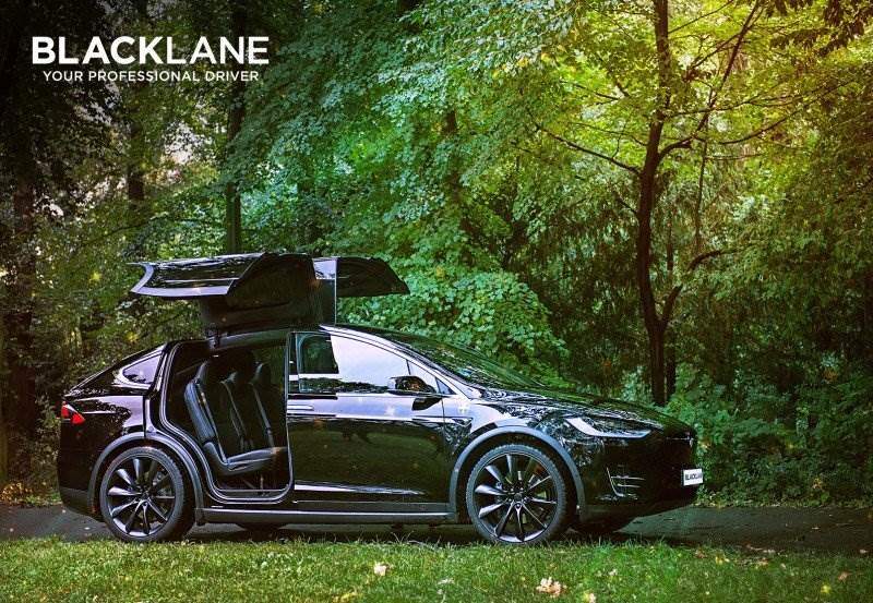 Blacklane elektrifiziert sein Angebot: Green Class mit Tesla E-Autos kommt
