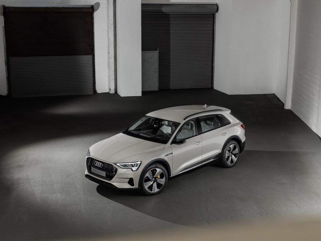 Cover Image for Erfahrungsbericht des Audi e-tron von der Weltpremiere in San Francisco