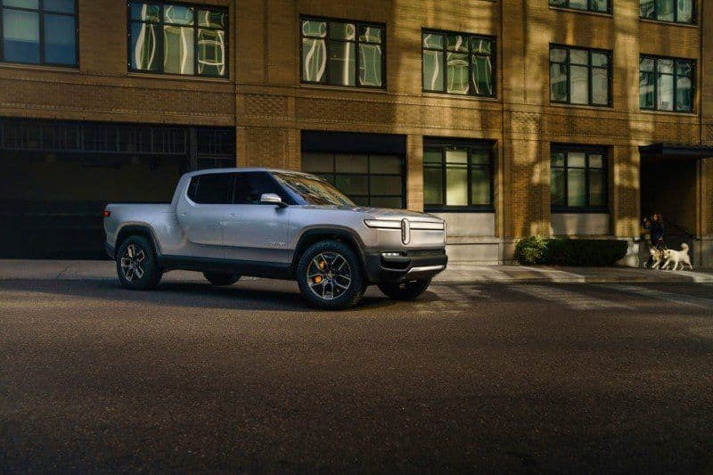 Cover Image for Ford investiert 500 Mio. US-Dollar in Rivian, um vom Start-Up in puncto E-Mobilität zu lernen